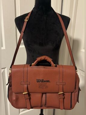 Rare Wilson NFL Pebbled Leather Attache/Briefcase
